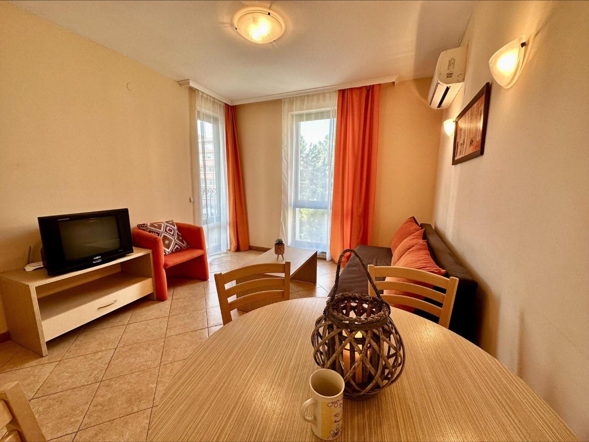 Menada Royal Sun Apartments Солнечный берег Экстерьер фото
